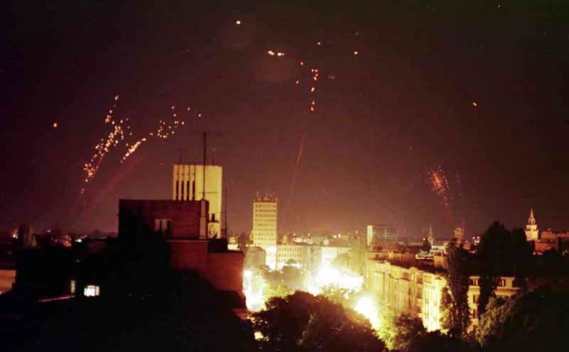 1999 год. ÐеÑвÑе ÑакеÑно-бомбовÑе ÑдаÑÑ Ð¿Ð¾ ÐелгÑадÑ.